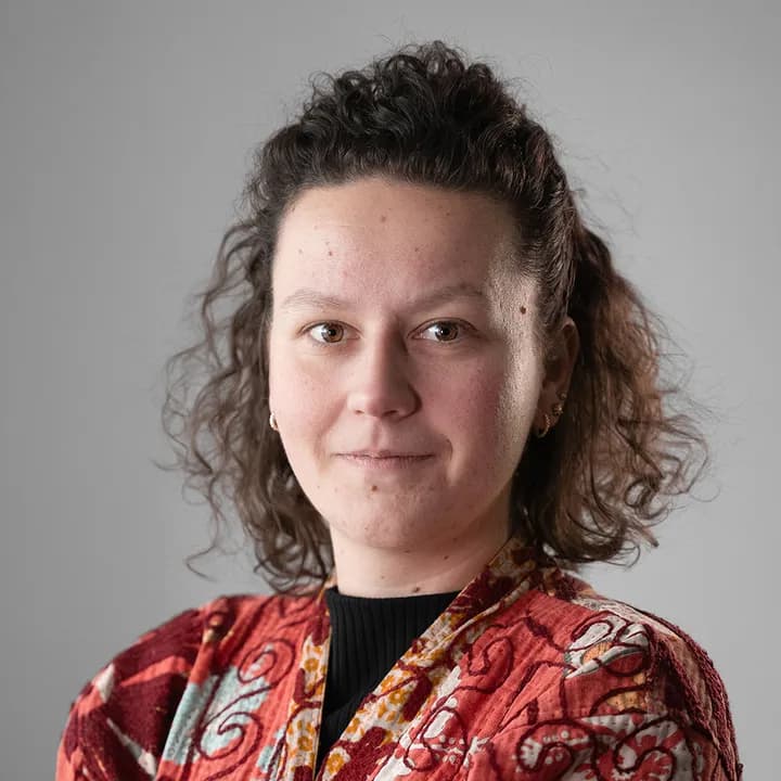 Stylist & photographer wanted!